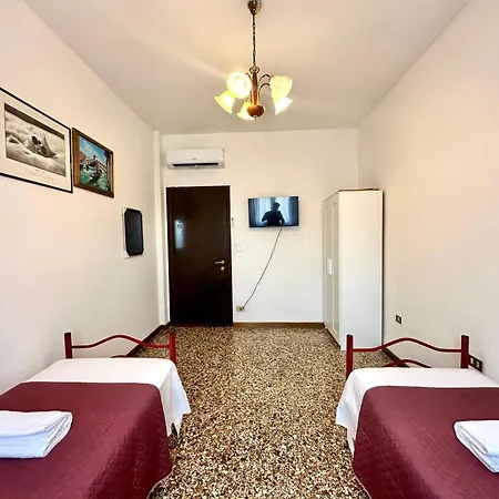 Frühstückspension Mahdi Venice *